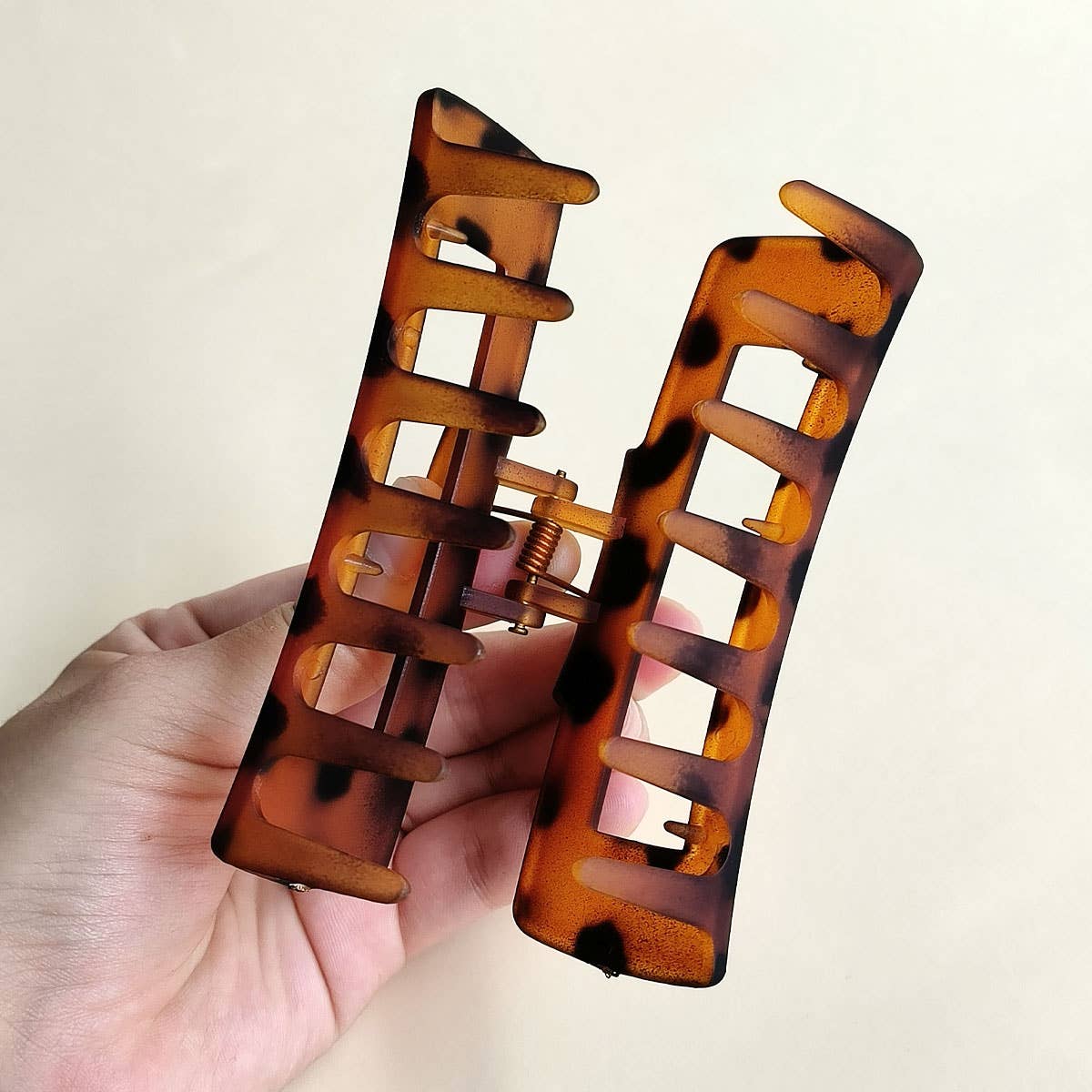 4.1 Inch Hair Claw Clip