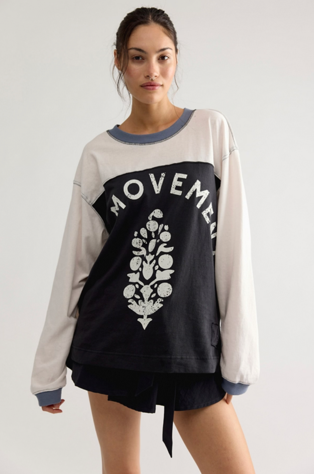 HUSTLE LAYER GRAPHIC COLOR BLOCK