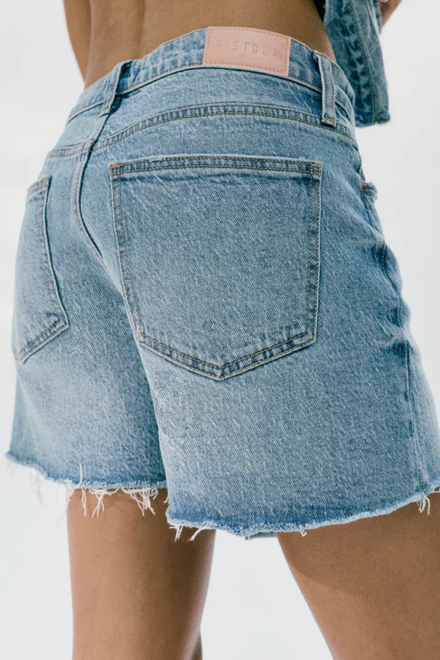 KENNEDY MID RISE SHORT / ESCAPE