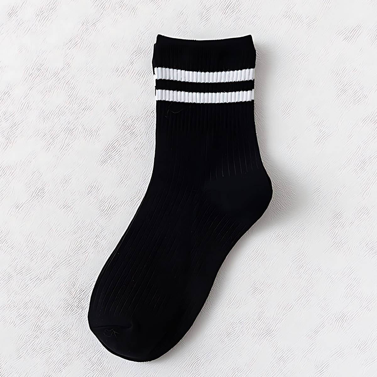Classic Striped Pattern Crew Socks