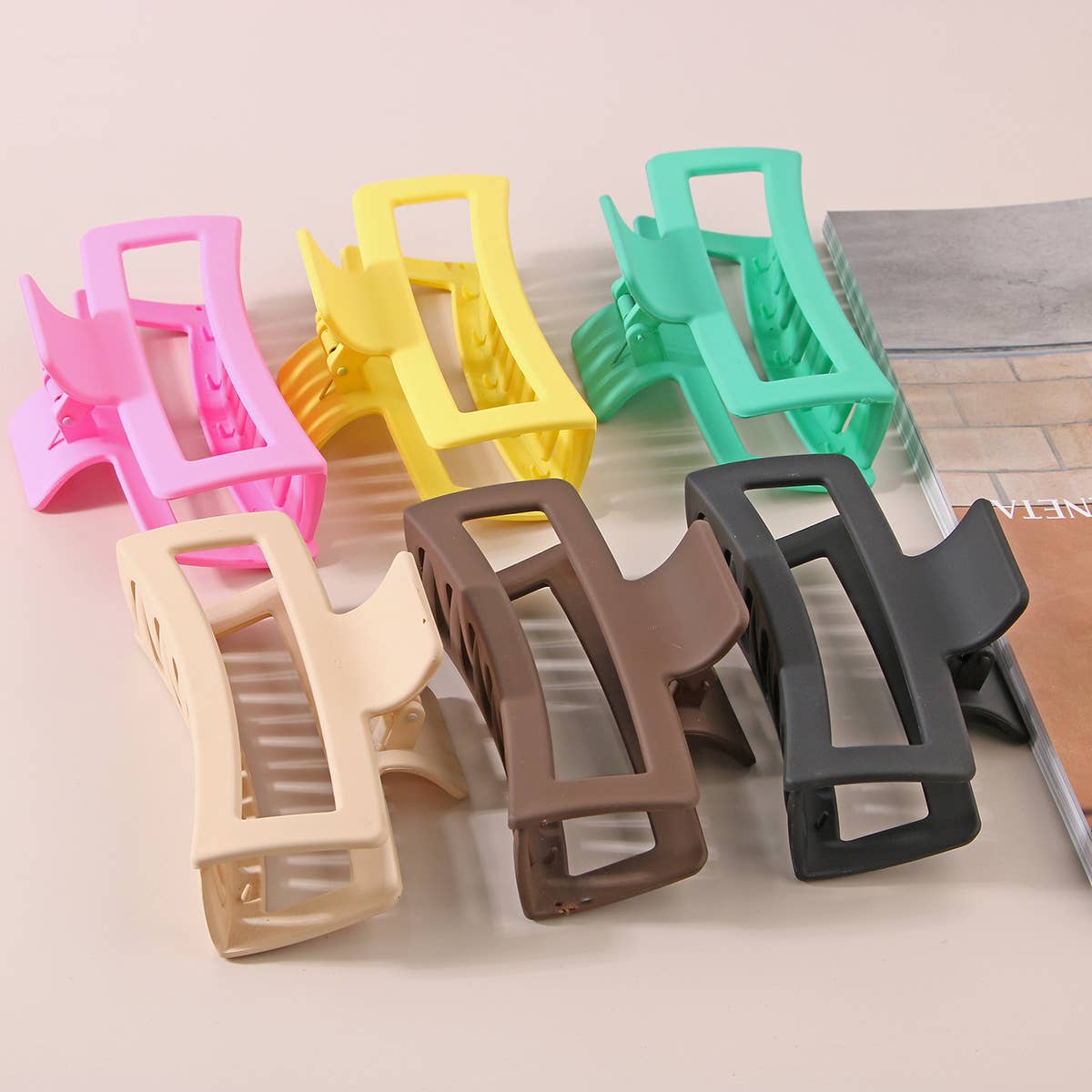 Jumbo Flat Hair Claw Clip