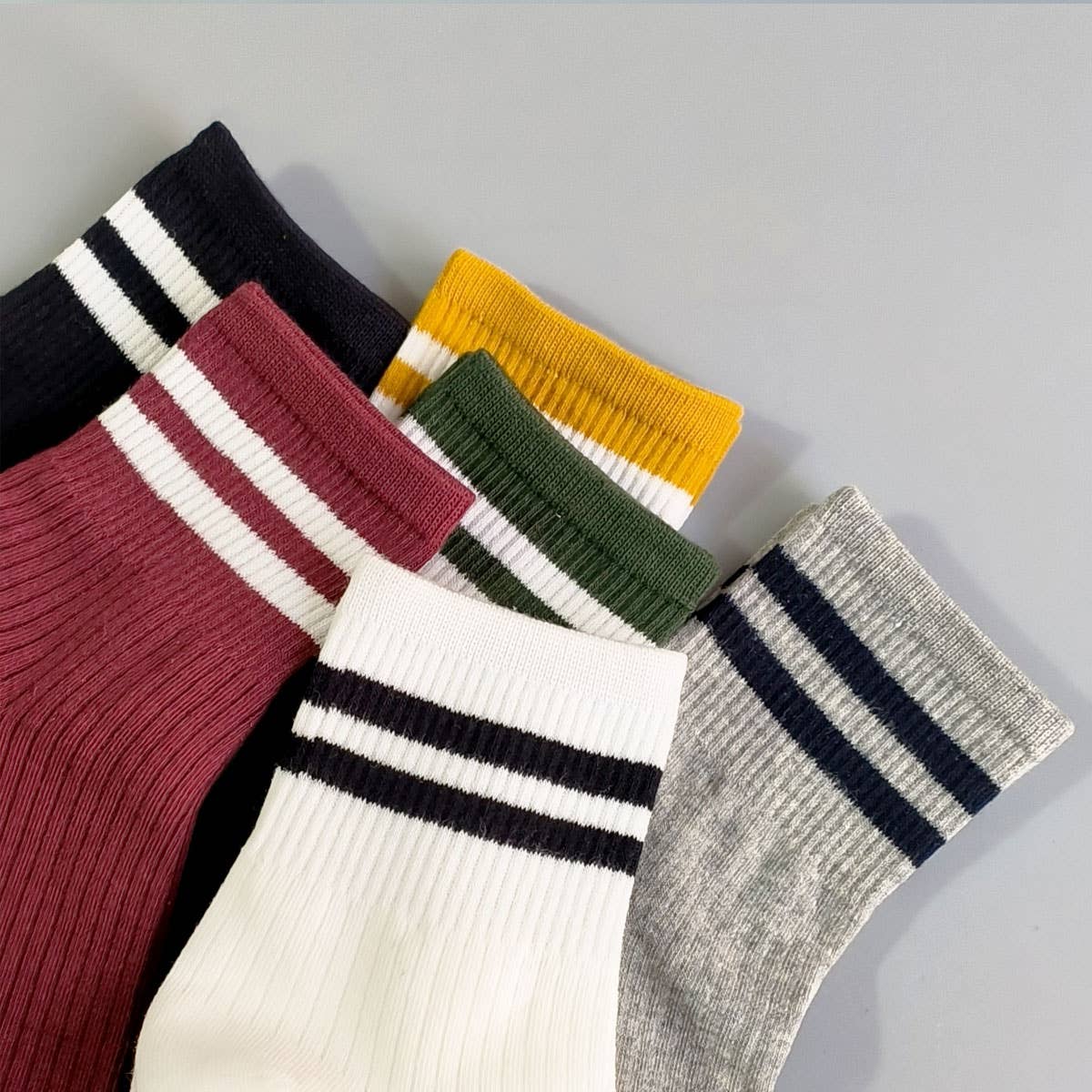 Classic Striped Pattern Crew Socks