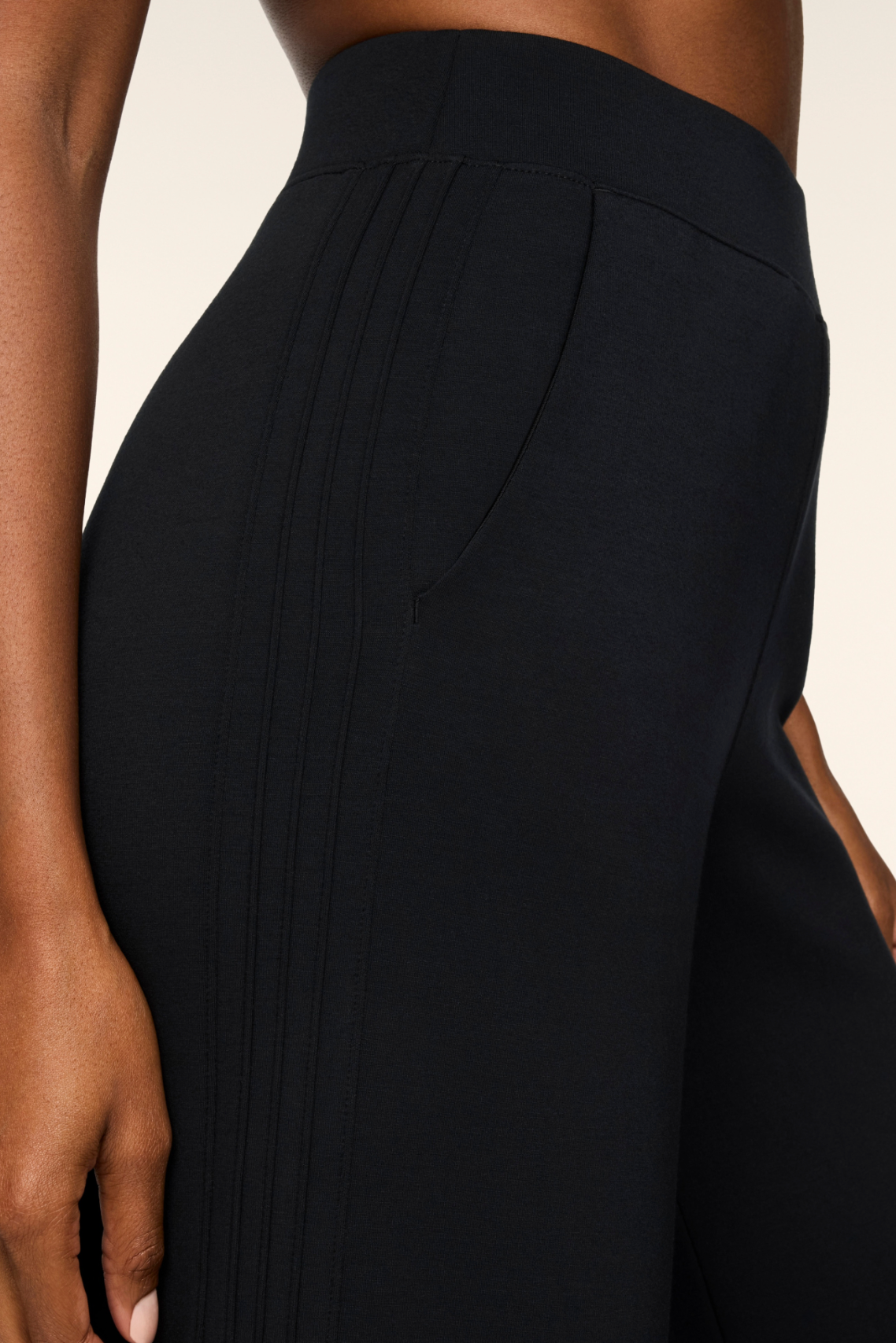Airessentials® Pintuck Wide Leg Pant