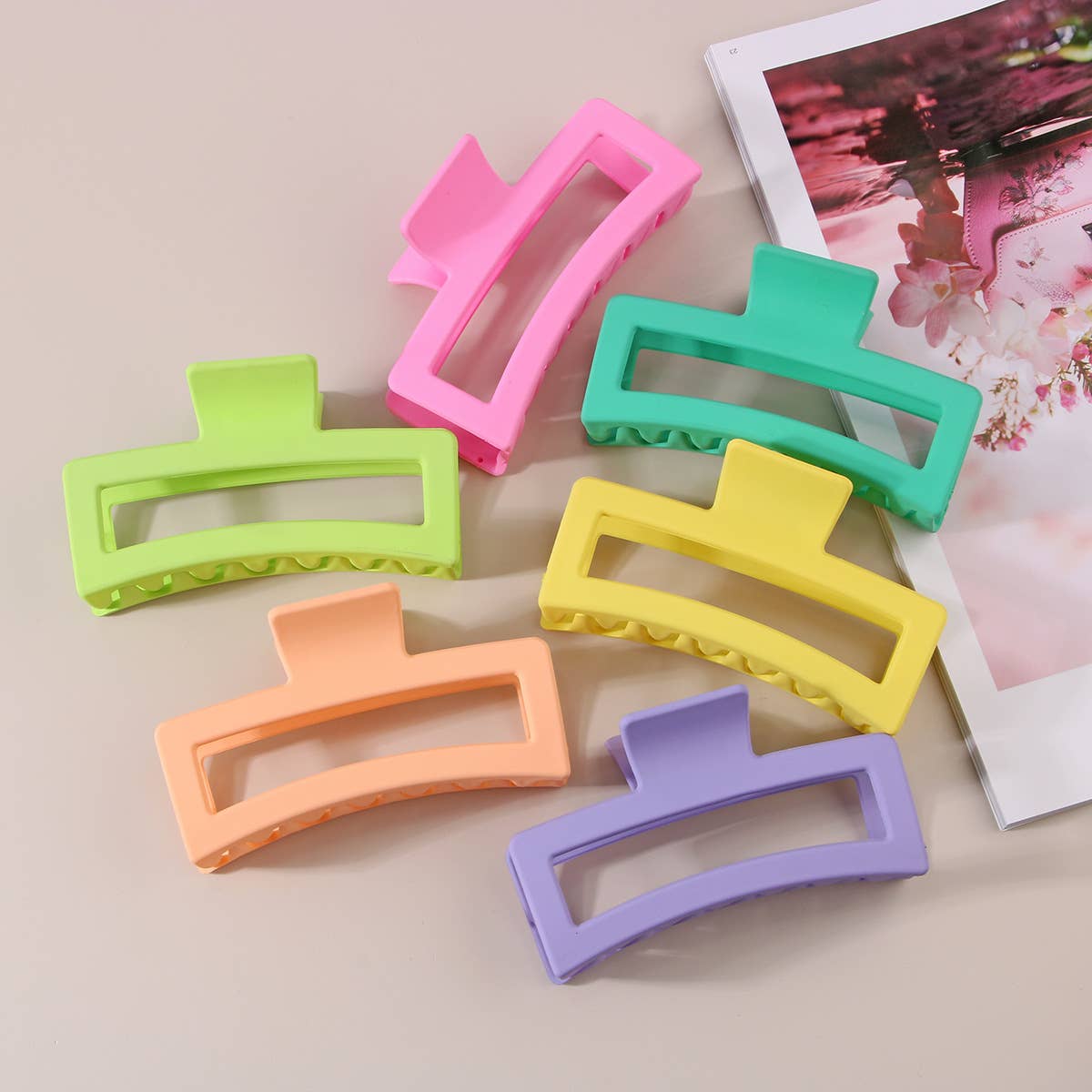 Jumbo Flat Hair Claw Clip