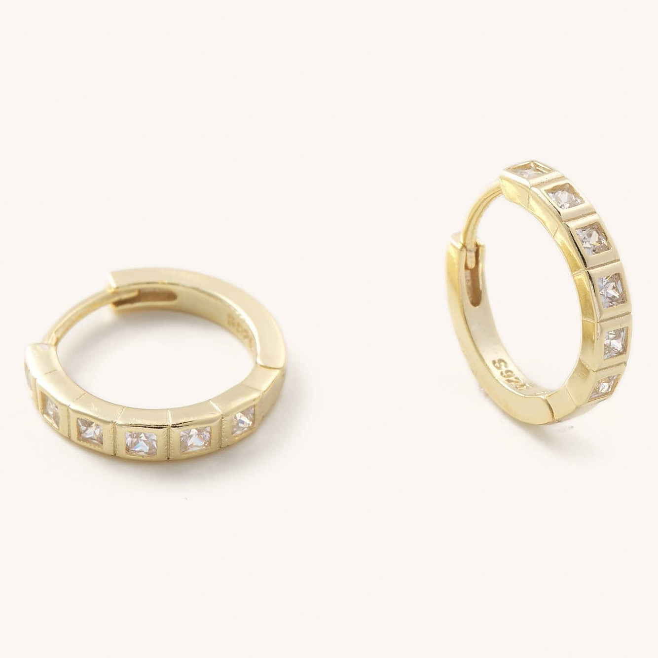 Gigi Crystal Gem Huggies