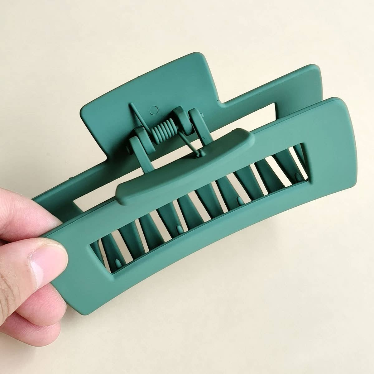4.1 Inch Hair Claw Clip